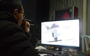 Équipe R & D de fabricant de machines de découpe laser