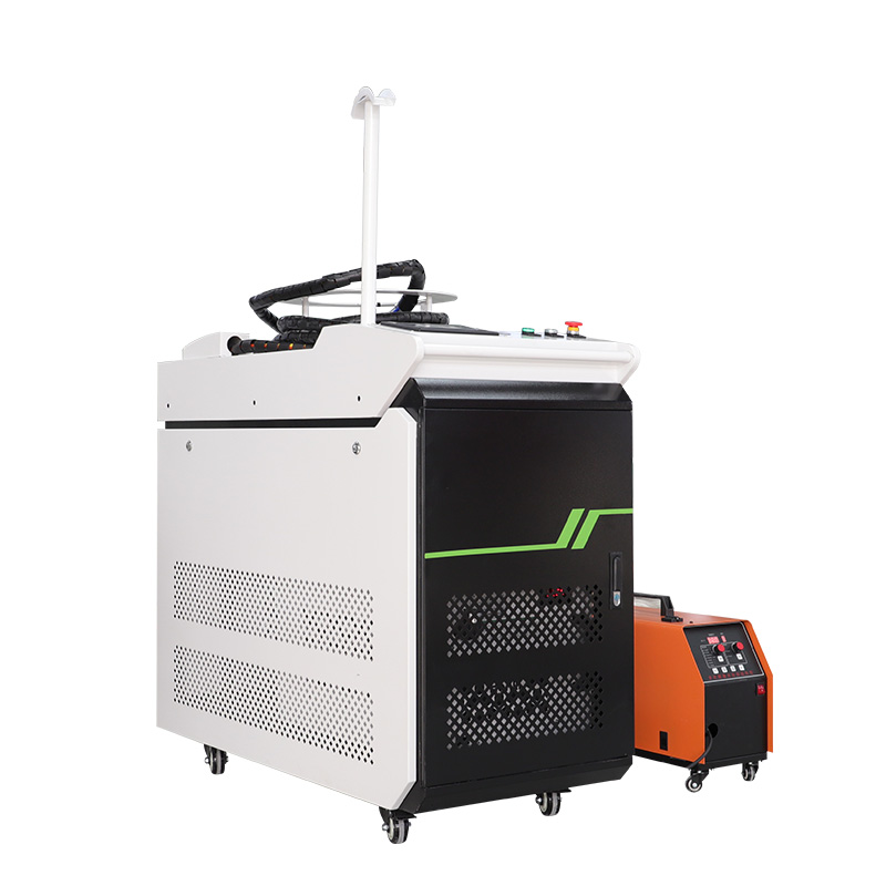 Machine de soudage au laser tenue dans la main avec dispositif d'alimentation en fil automatique